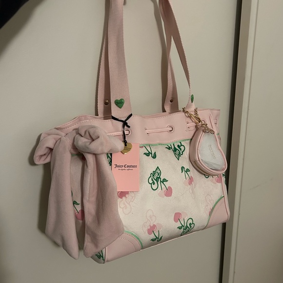 Juicy Couture Handbags - Retro Juicy Cherry Daydreamer Tote 🍒